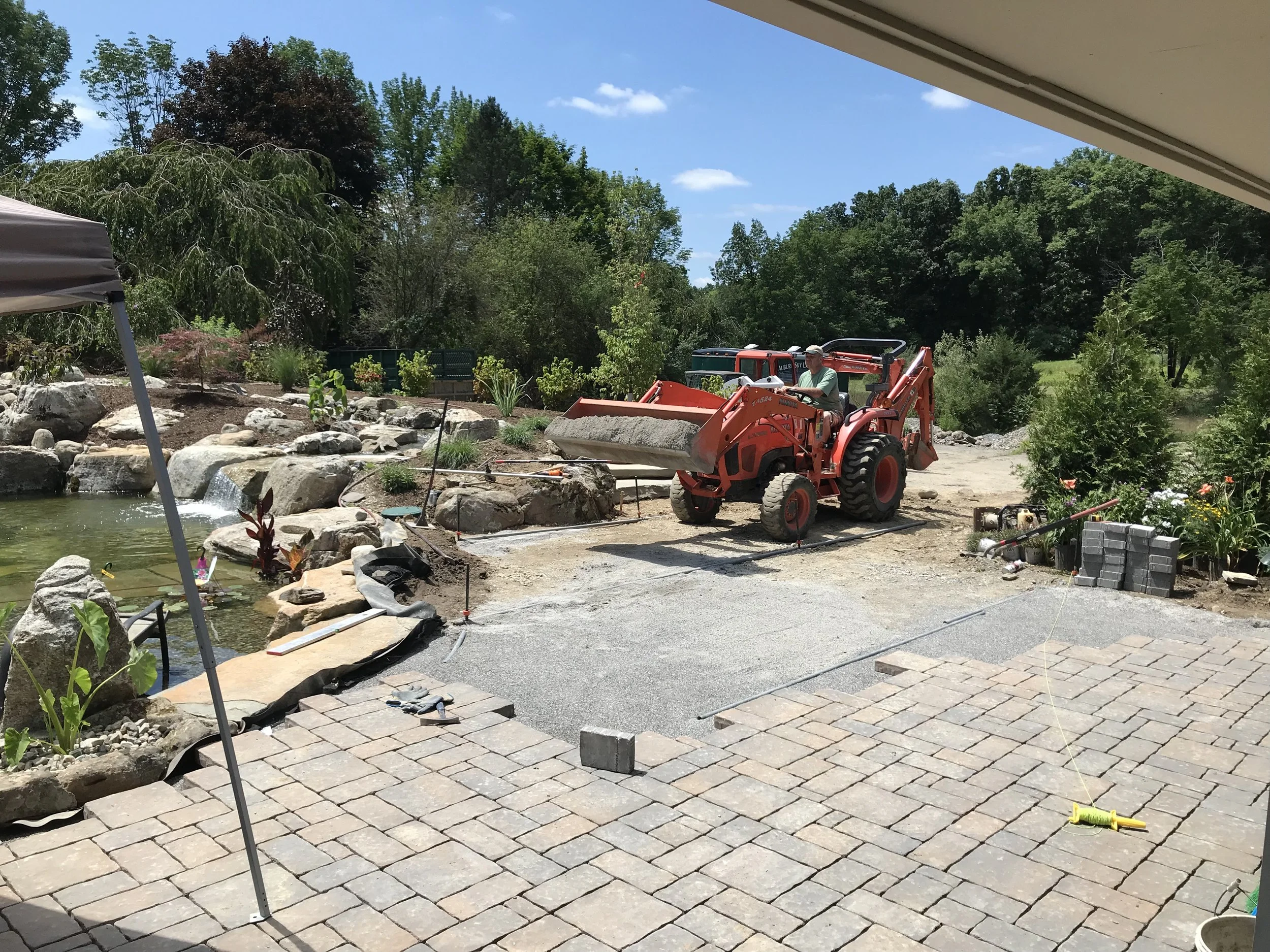 Patios-Walkways-RENOVATION-CONCRETE PAVER-Pool-Pond-Bracket 4-1-7RPWCPPPB4.jpg
