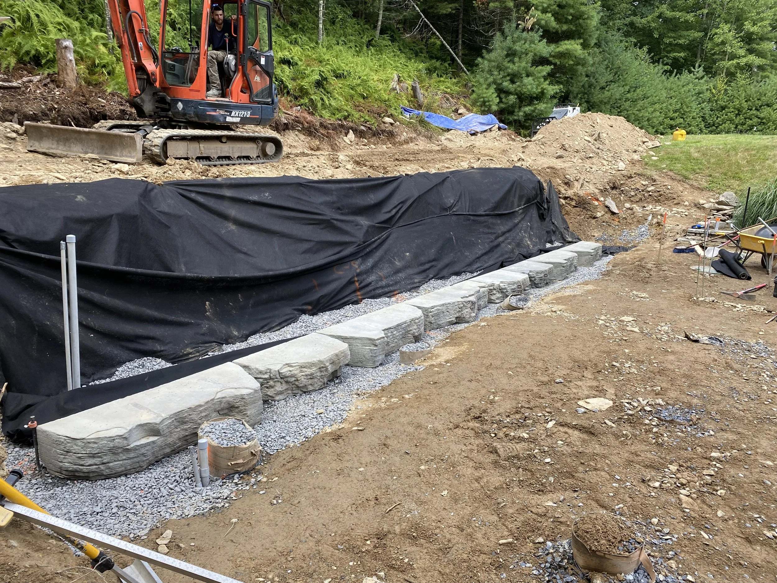 Cast Concrete Retaining Wall - NEW - Bracket 4 - 1-4NWCCB4.jpg