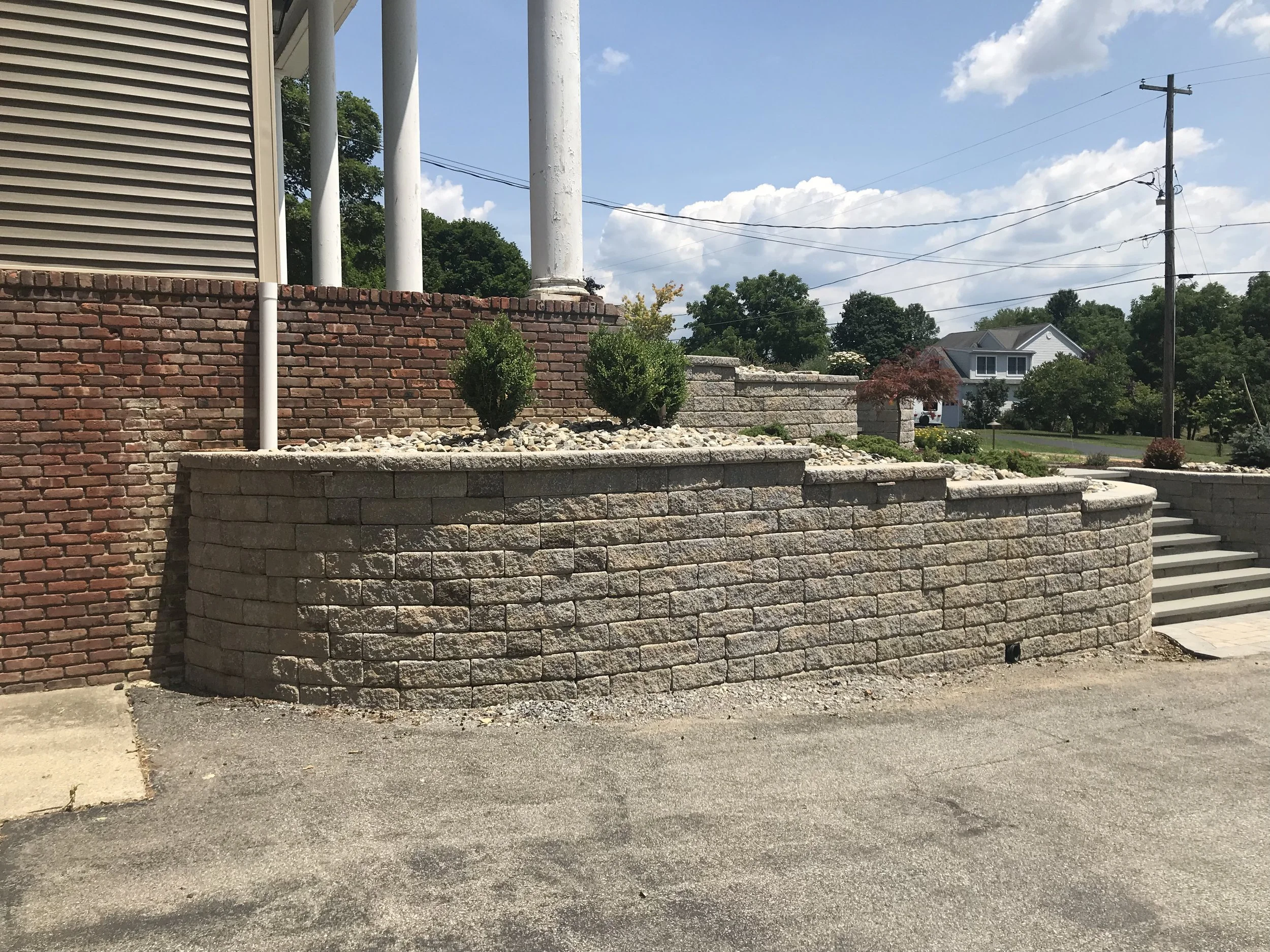 Concrete Segmented Walls - RENOVATION - Bracket 4 - 2-8RWCSB4.jpg