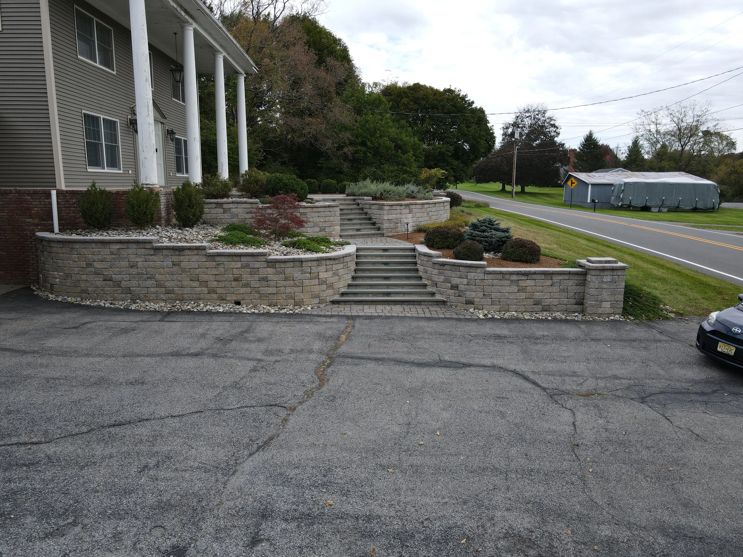 Concrete Segmented Walls - RENOVATION - Bracket 4 - 2-9RWCSB4.jpg