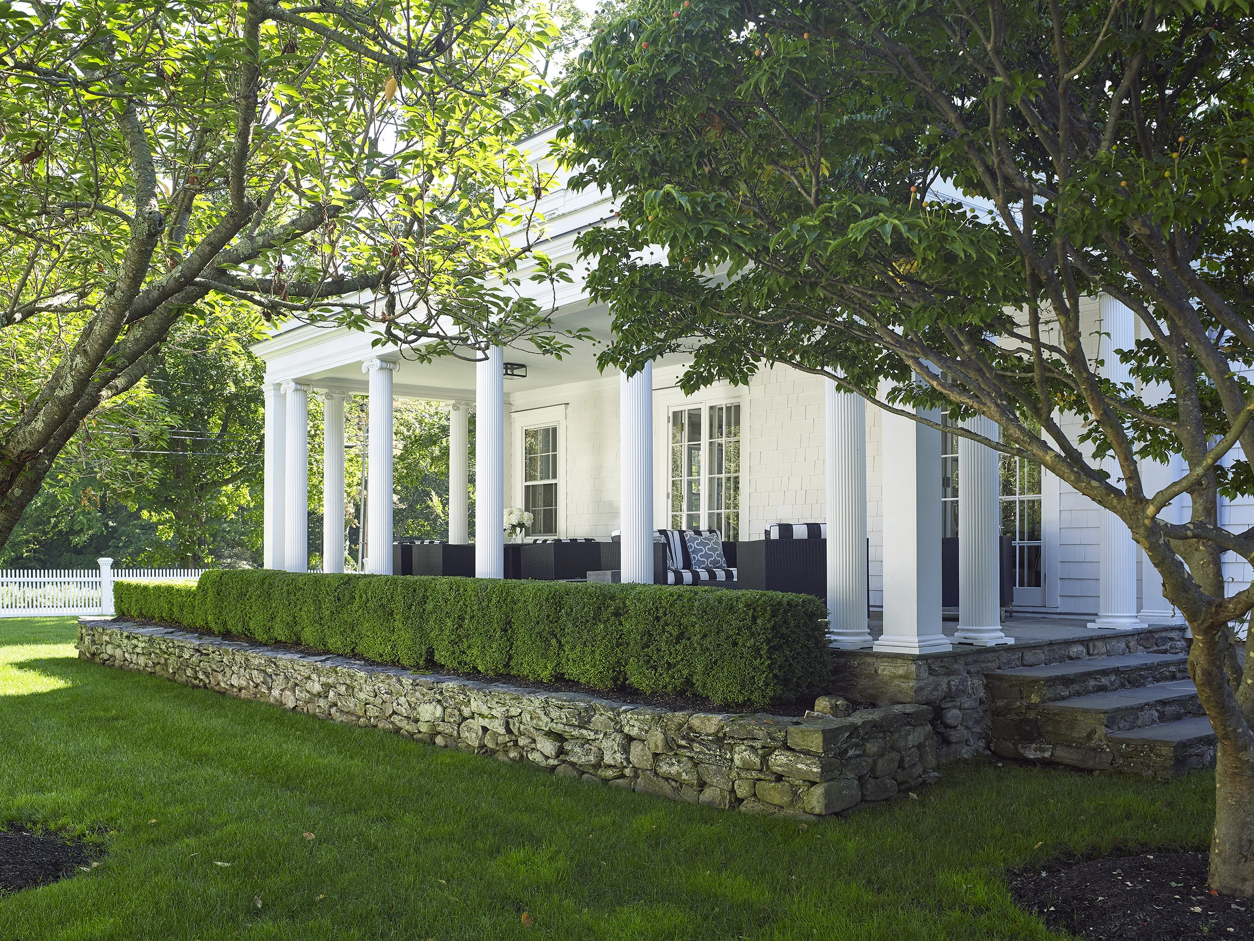 Porch 02-039.jpg