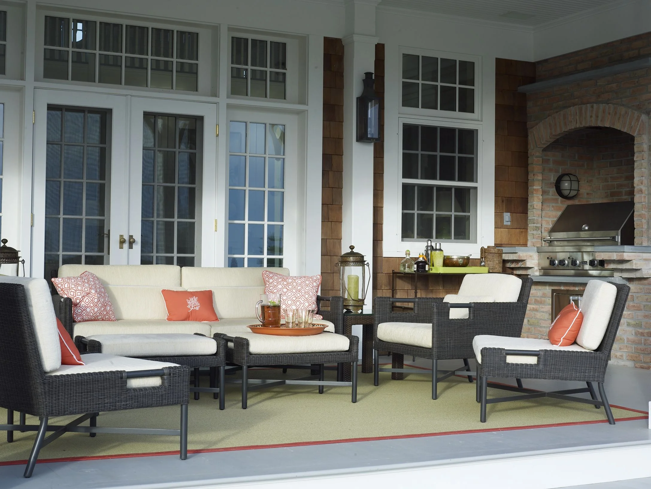 Porch-0015.jpg