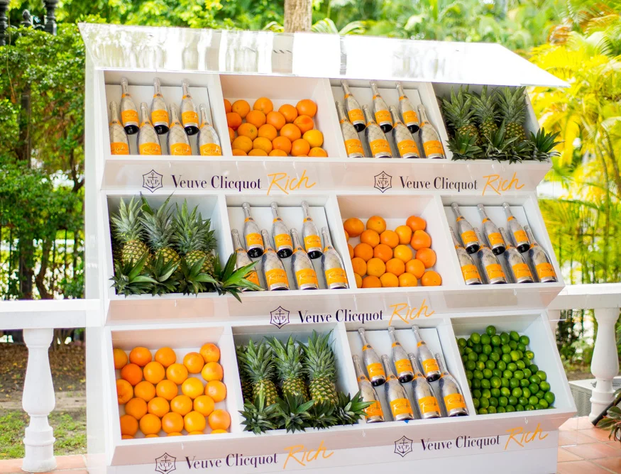 Veuve Cliquot Display_Reality.jpg
