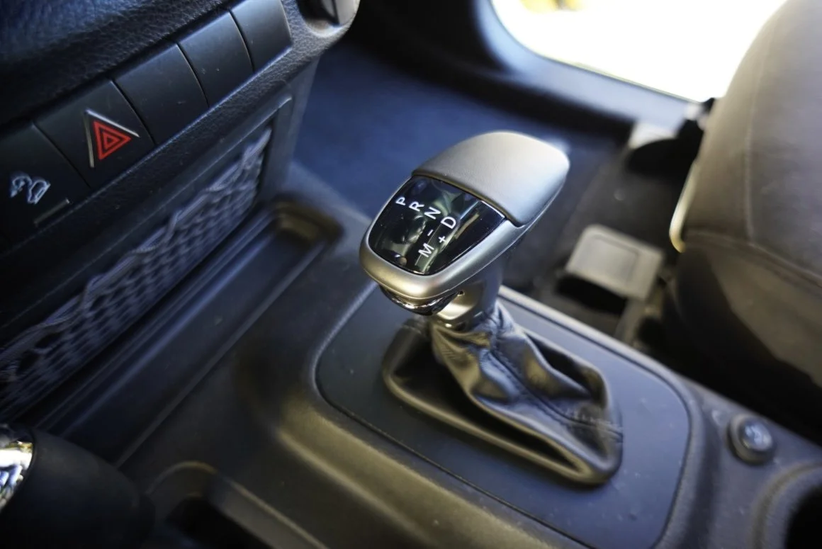 Jeep Wrangler Hemi JK 8 Speed Conversion — Dakota Customs