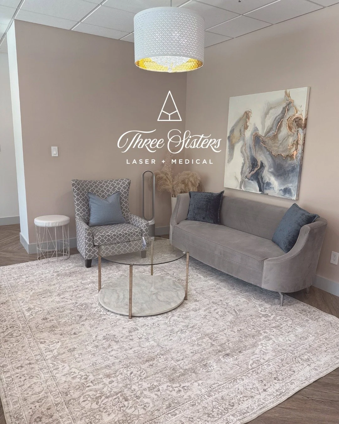 Your health deserves exceptional care. 🤍

Welcome to our clinic, where we combine science-based care with a precision-medicine approach to support your total health and well-being. Our goal is to help you feel your very best at any age, and we're ex