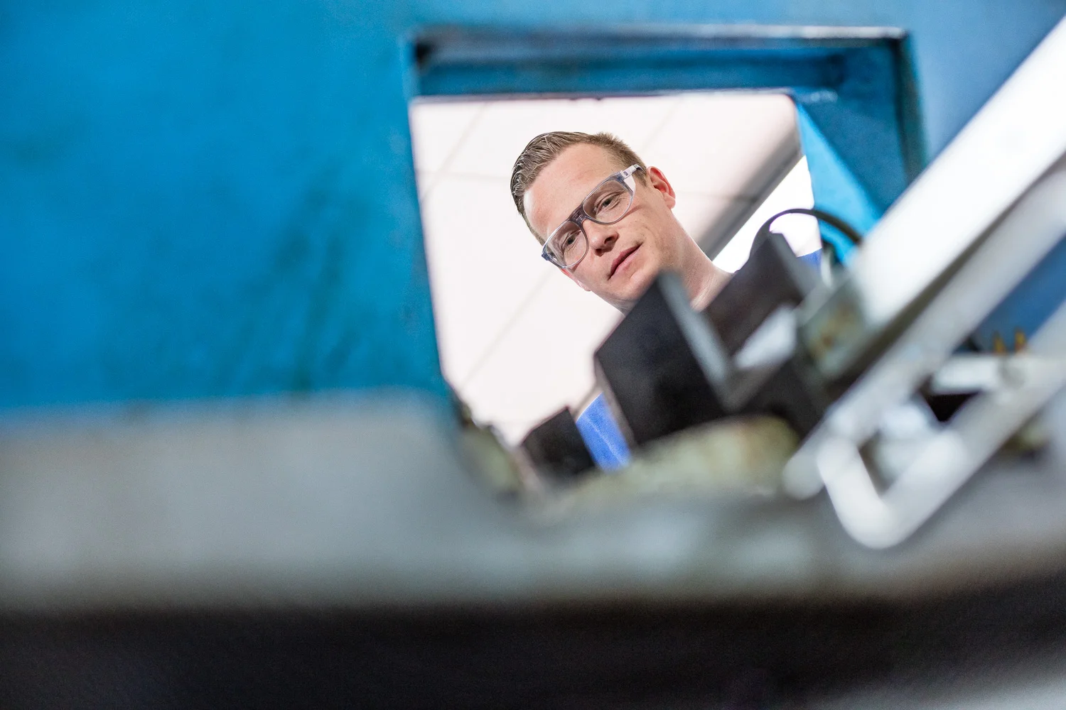 industrial photography cutting.jpg