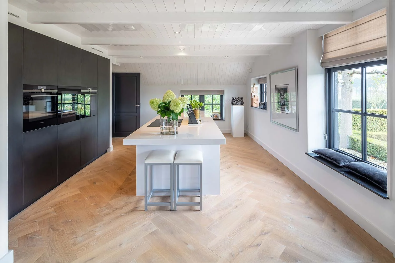 Custom designed and build kitchen diner