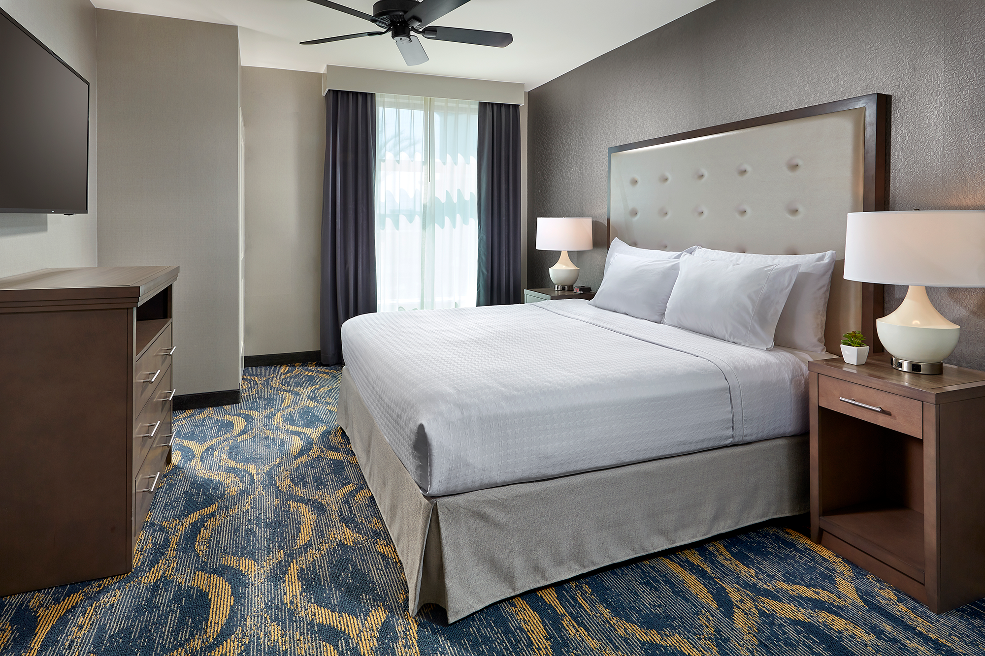 15_HwRB_KingBedroom.png
