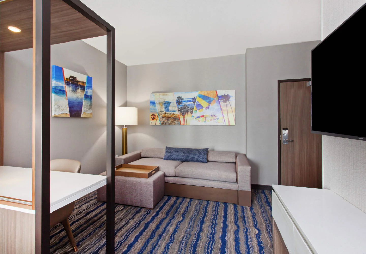 19_Larger King Studio Suite Living Area.jpg