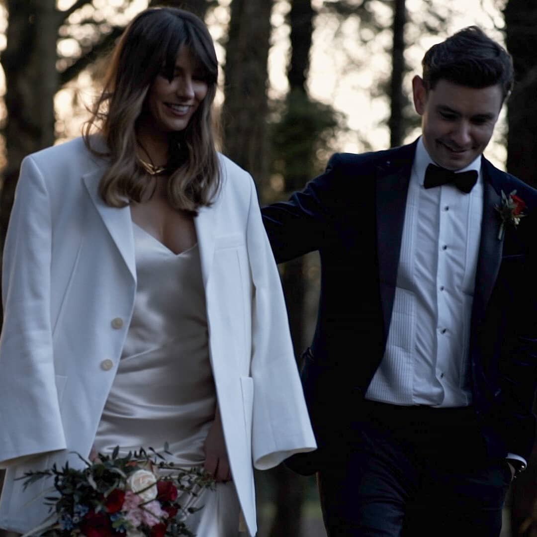 Ash &amp; Tom

The couple that feel in love twice. A story that began in school and rekindled many years later. Then on a beautiful snowy winters day in December they officially  tied the knot. 

Congratulations @aislingteevan &amp;
@tom__lennon