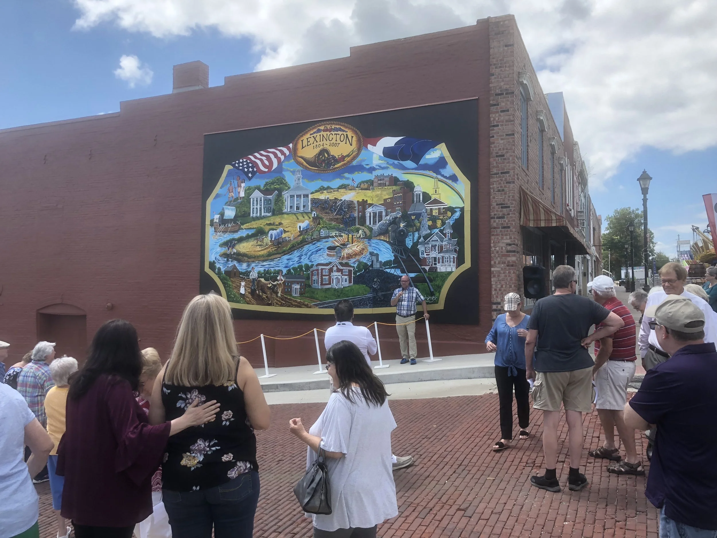 Supported refurbishing and rededication of the Lexington History mural. -Aug’18