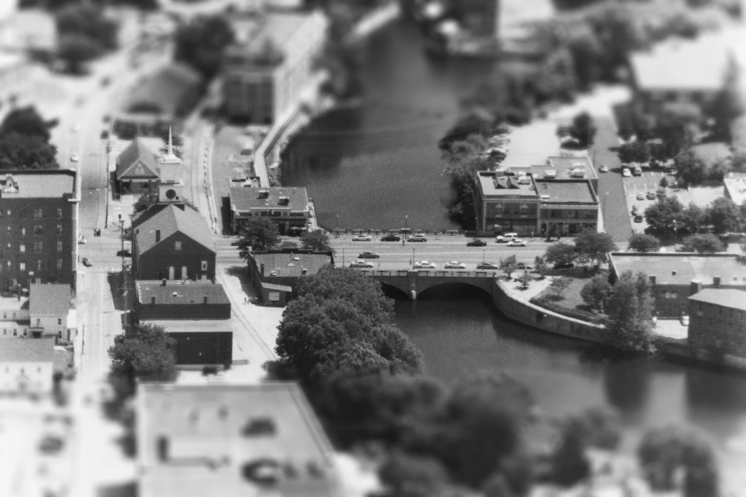 BWtiltNashua.jpg