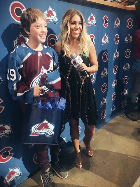 PLAYOFFS Game 4 Game Night Outfit - Predators v. Avalanche - 4/18/18