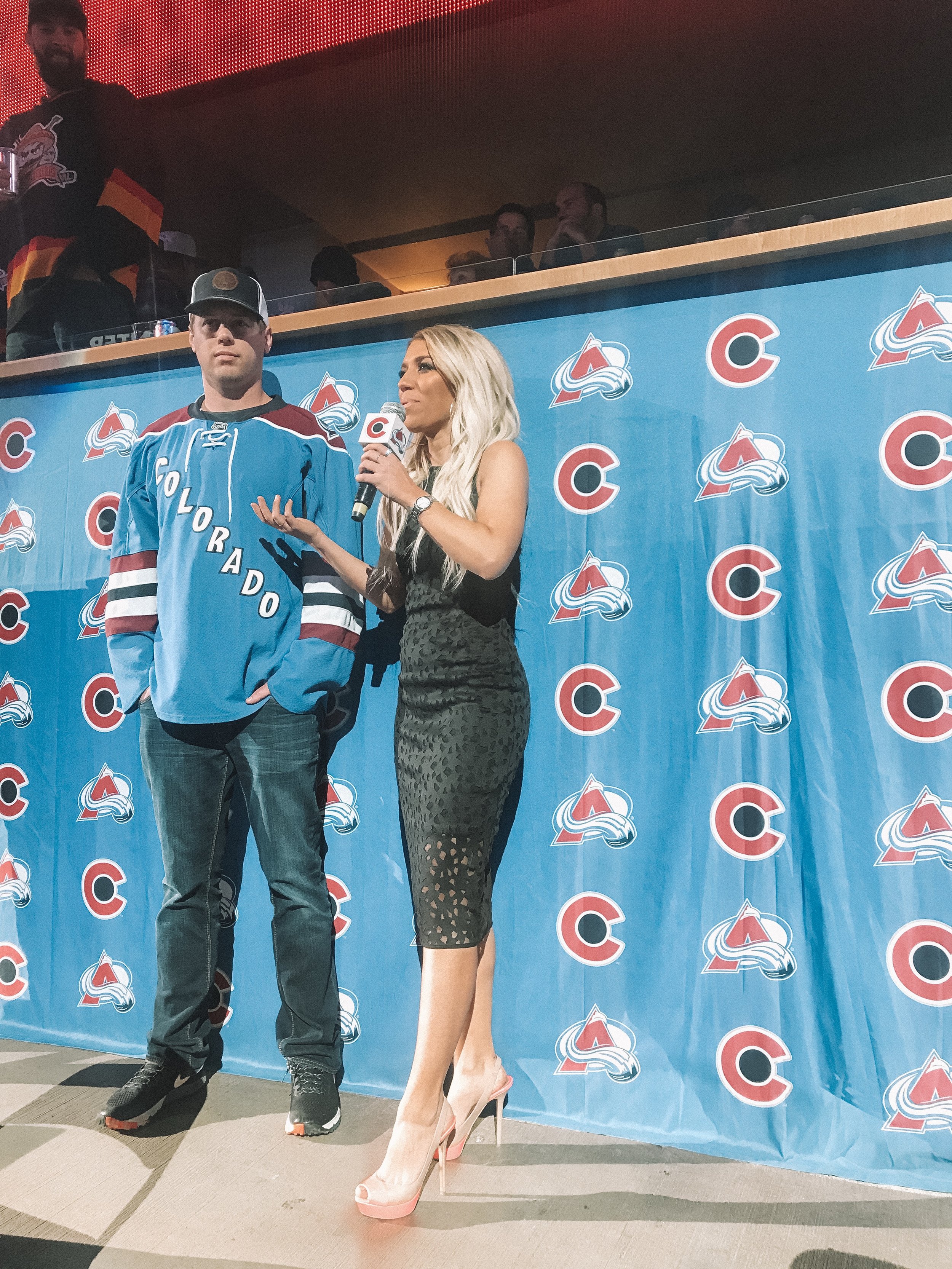 Game Night Outfit - Blackhawks vs. Avalanche - 3/23/19 — Rosé, Rocks &  Retail Therapy