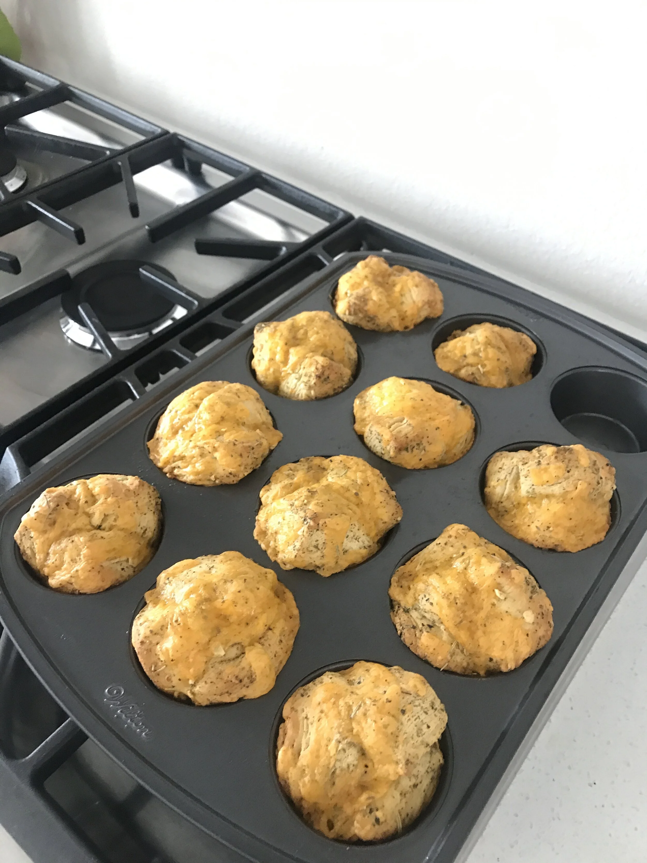 Pull Apart Cheddar Herb Roll Recipe