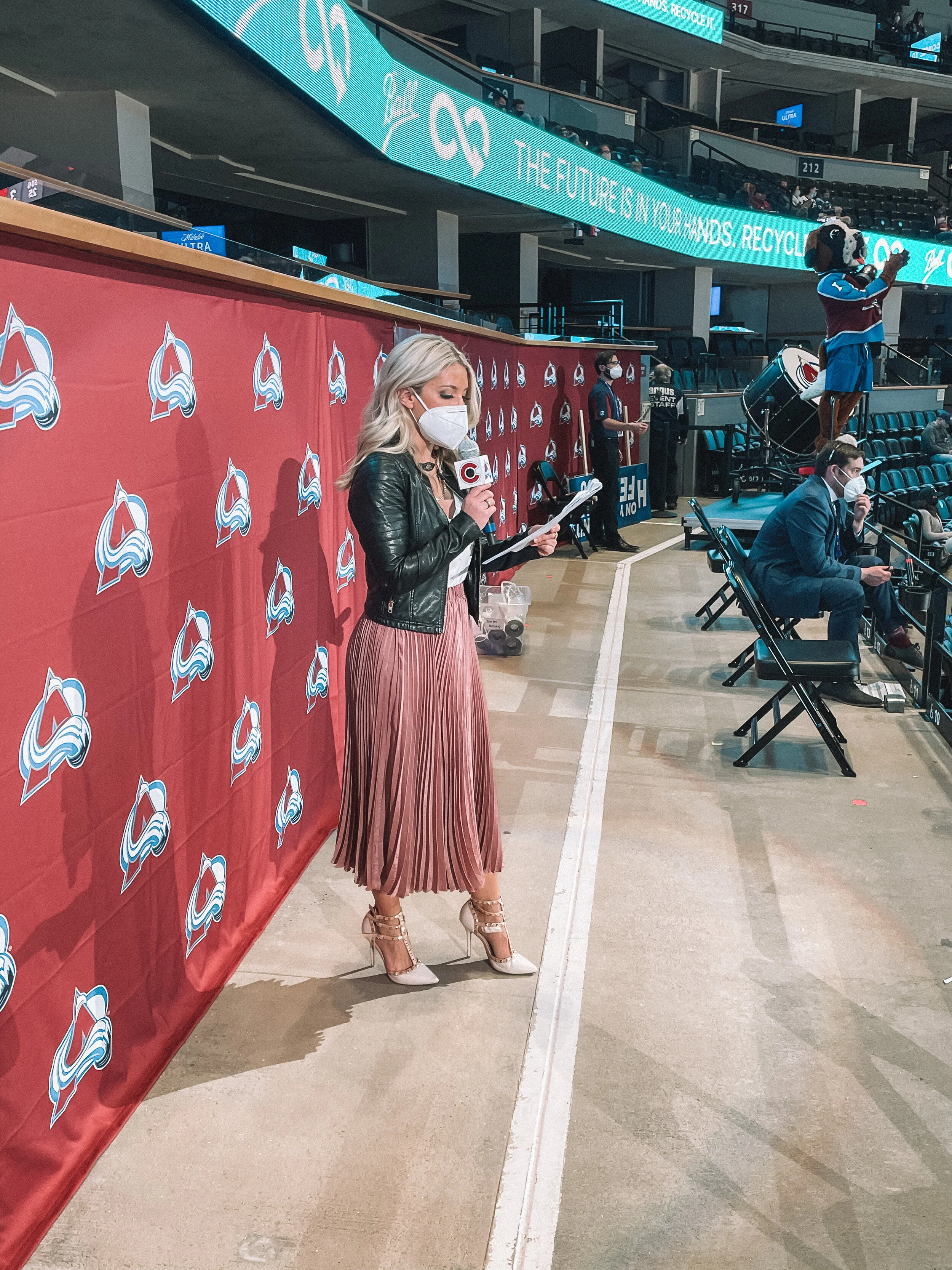 Game Night Outfit - Coyotes v. Avs 3/31/21