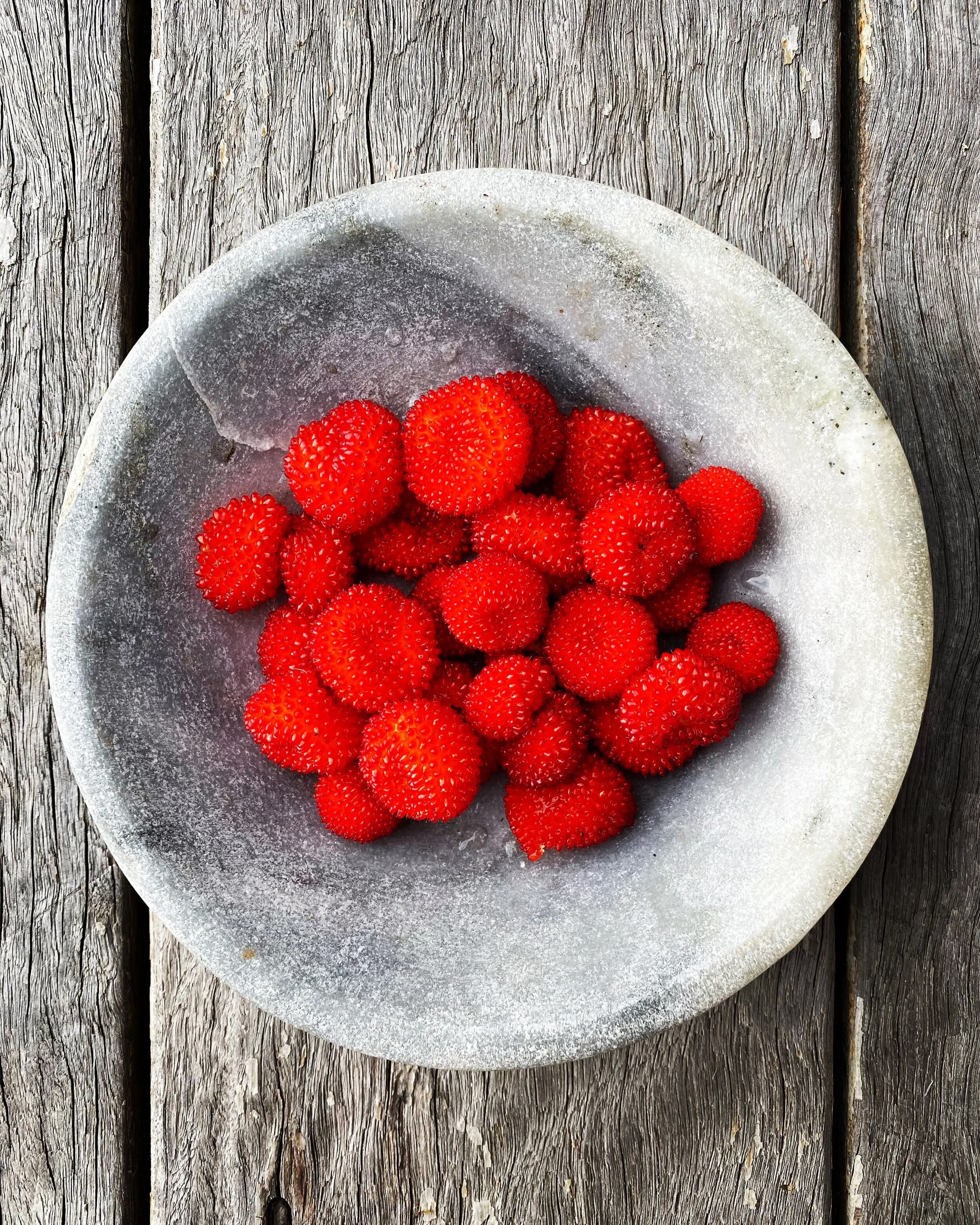 Wild raspberry vinegar