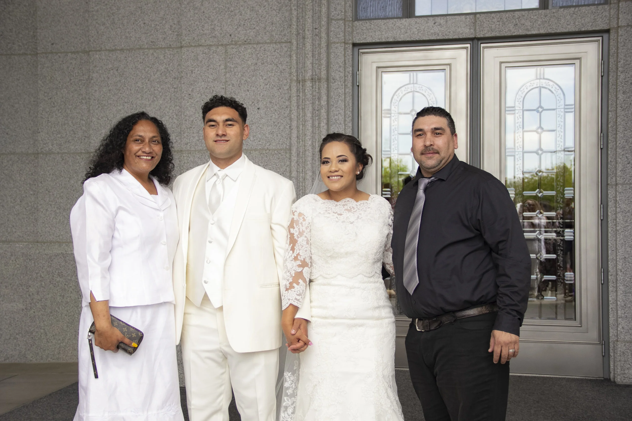 Apo_Wedding_075_1.jpg