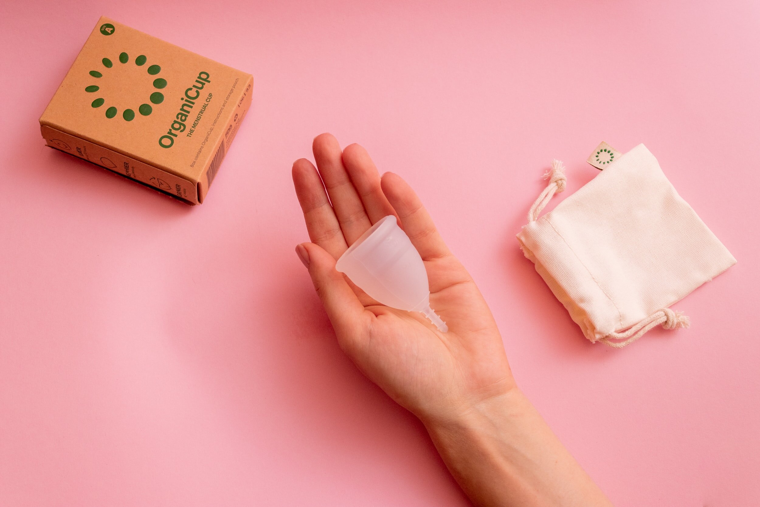 Menstrual Cup: How To Insert It &amp; WHAT NOBODY TELLS YOU! Period