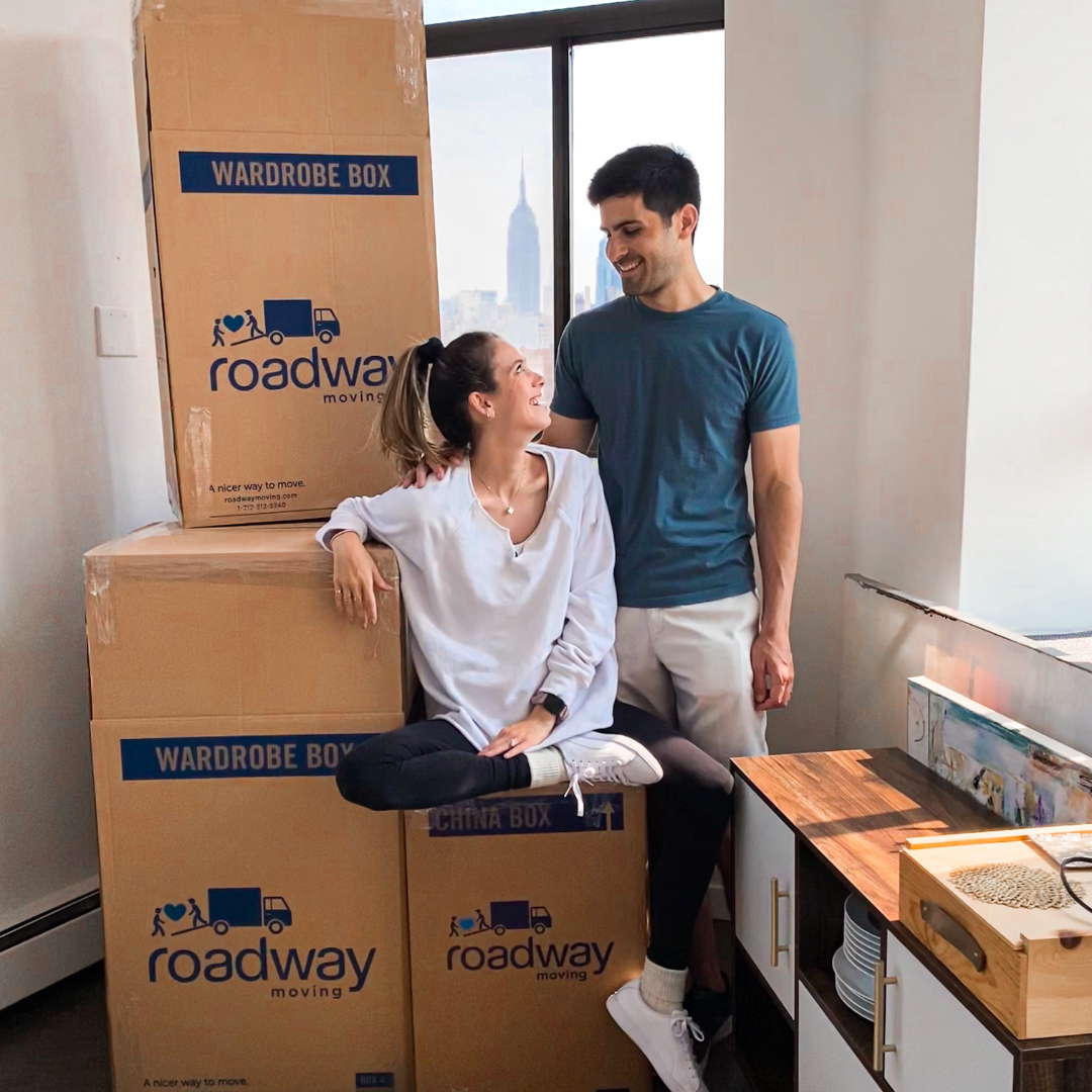 MOVING TO OUR NEW APARTMENT!