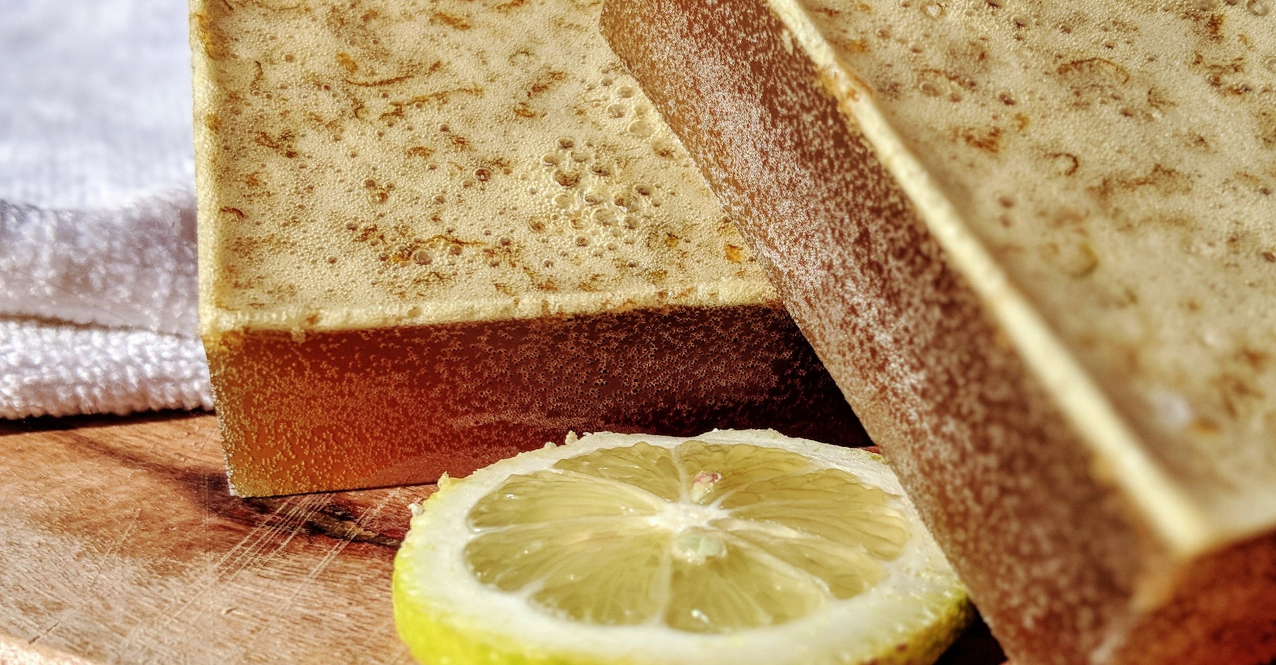 Lemon soap .jpg6.jpg