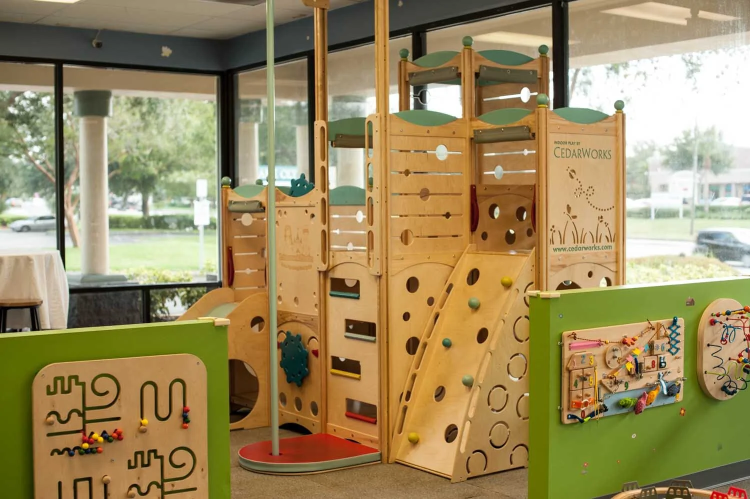 kids_indoor_playground_horizons_west.jpg