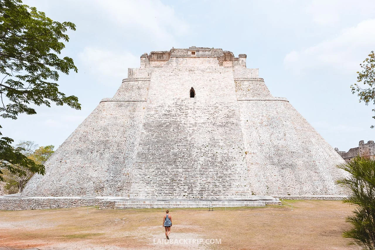 If you get early to the Uxmal, you will avoid tourist crowds.