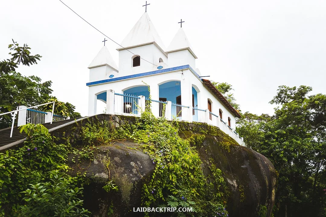 Paraty offers many good hotels choices where you can stay overnight.