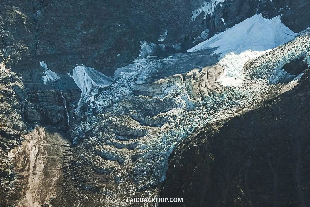 The trail to Mueller Hut is well sign-posted.