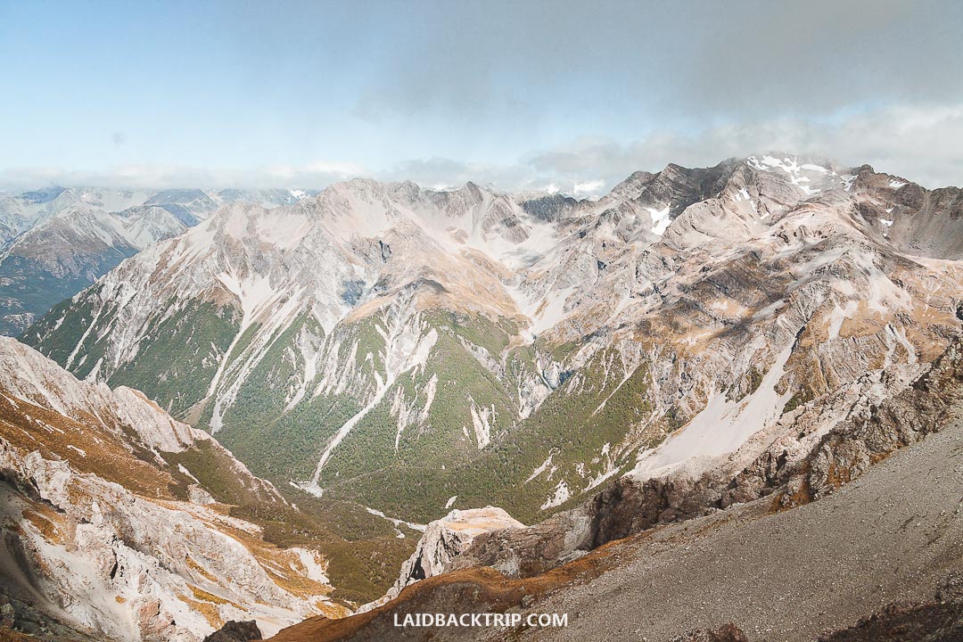 Getting to Avalanche Peak Track is easy if you have a rental car.