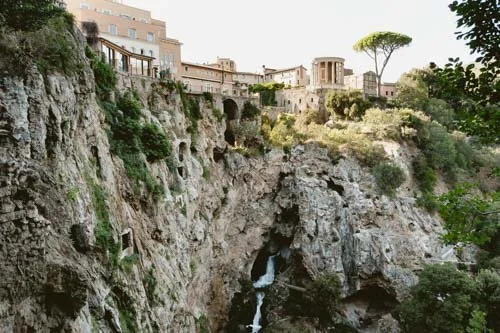 How to Visit Villa Gregoriana (and Tivoli's Waterfalls)