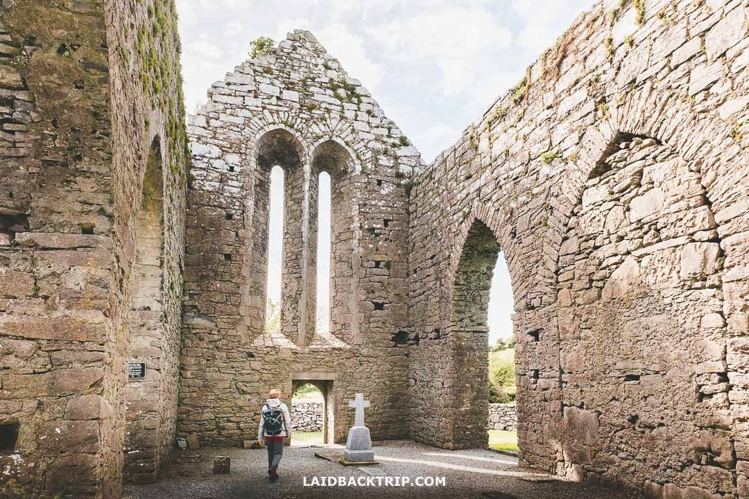 How to Visit Corcomroe Abbey — LAIDBACK TRIP