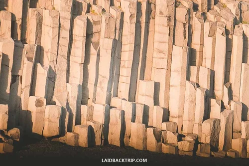 How to Visit Reynisfjara Beach (Without Crowds) — LAIDBACK TRIP