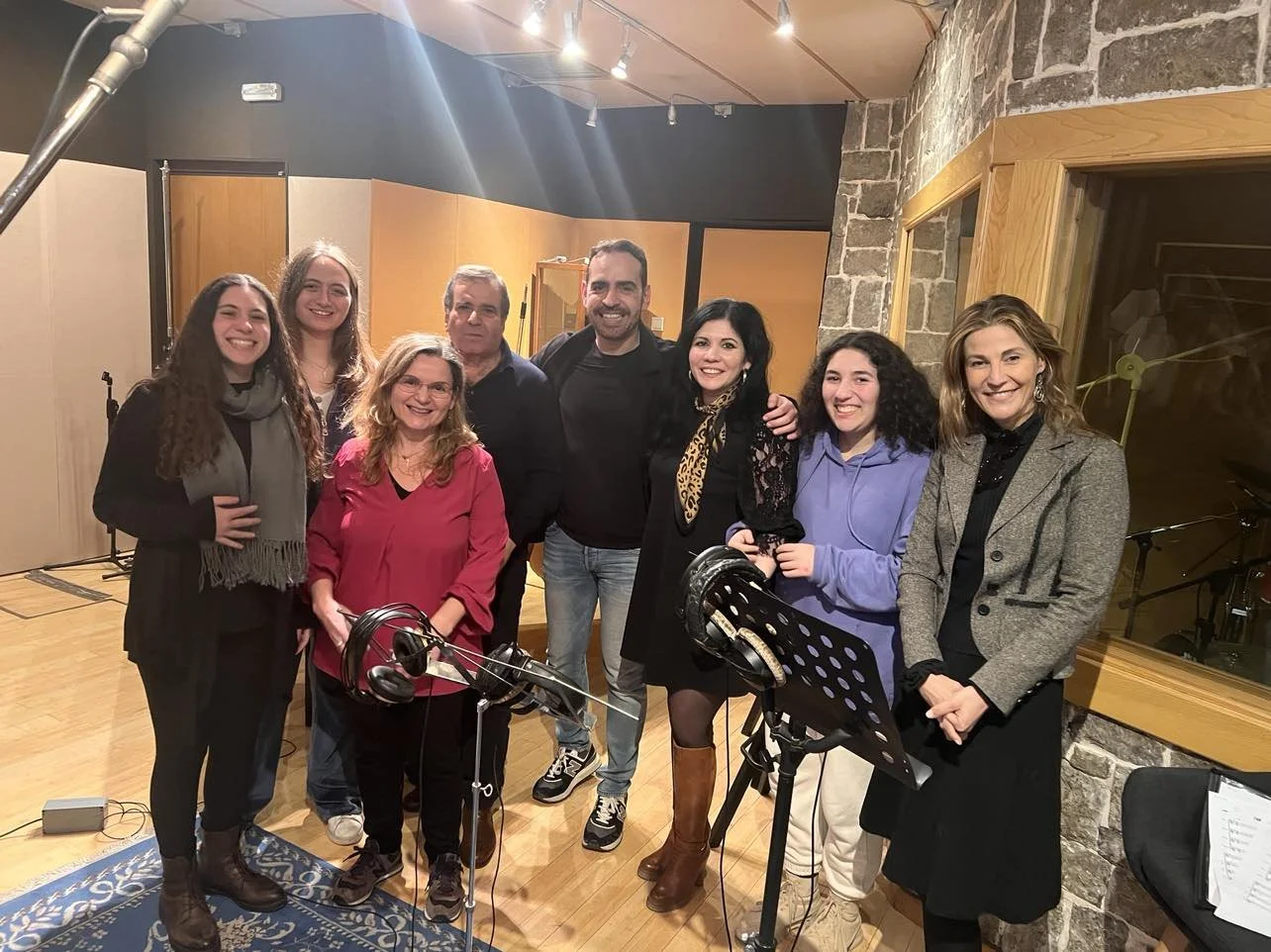 The Psaltries Choir with Nektaria Karantzi perform for FAMAGUSTA on  MEGA tv