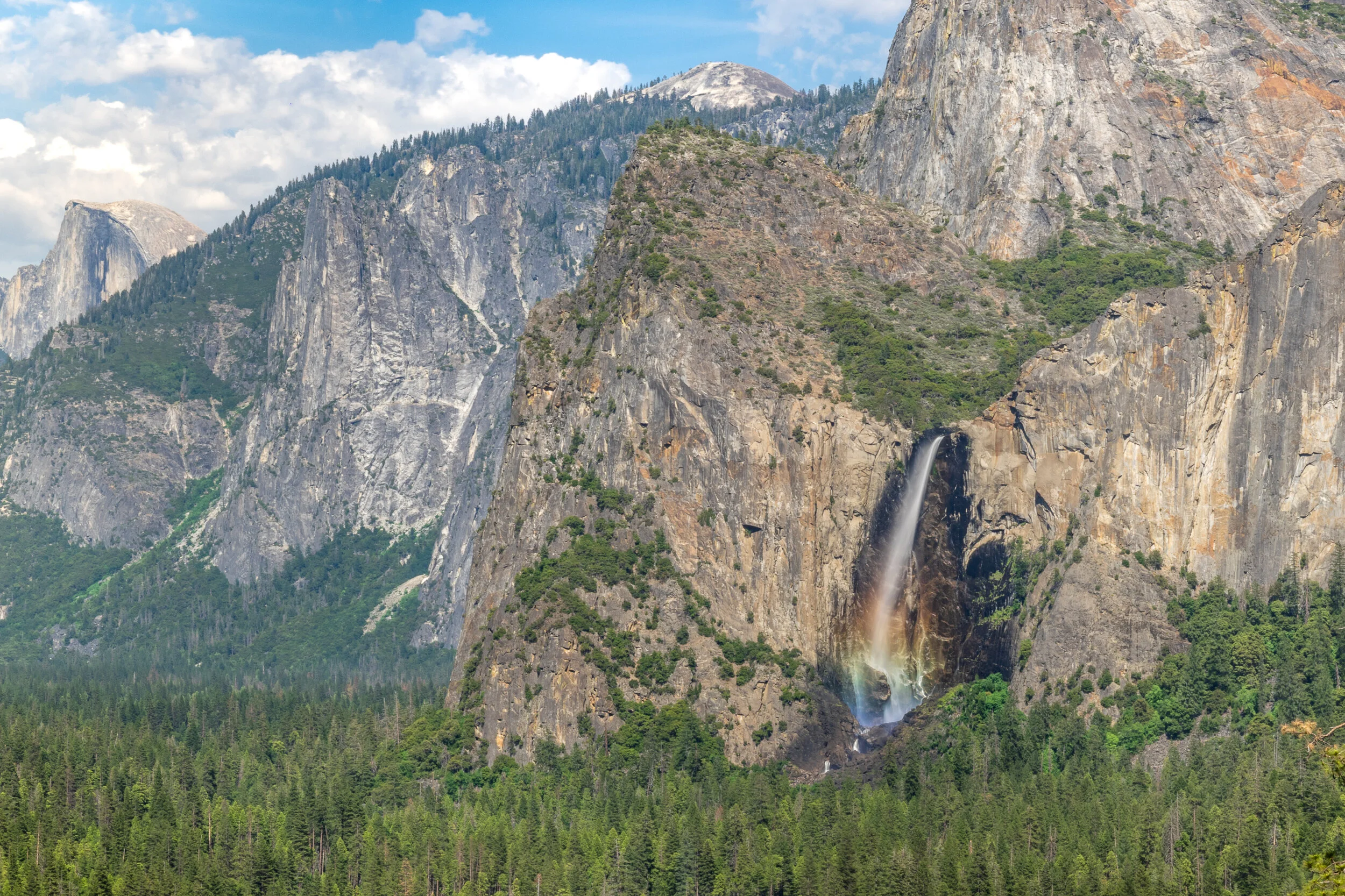 Tunnel View Overlook - Bridalviel Falls w/Rainbow rising up the Falls.