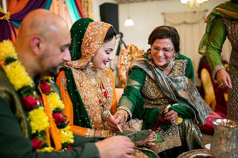 Mehndi-Henna-Holud-Indian-Pakistani-Bangladeshi-SouthAsian-Wedding-Photography-26.JPG