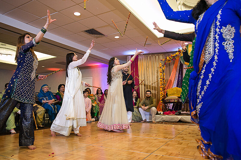 Mehndi-Henna-Holud-Indian-Pakistani-Bangladeshi-SouthAsian-Wedding-Photography-32.jpg