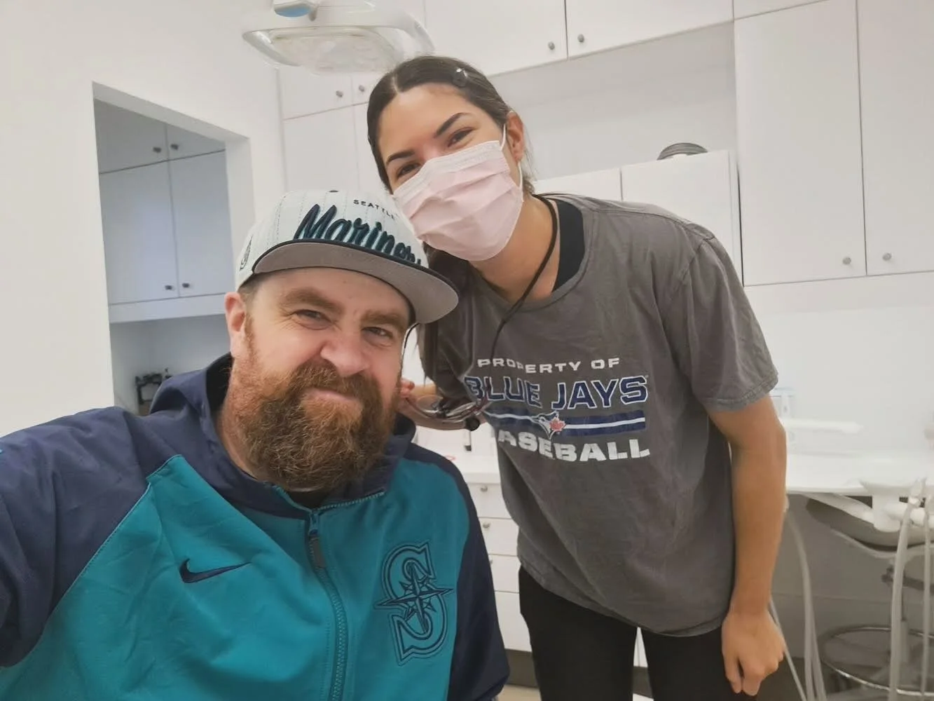 When game 7 turns friends into rivals&hellip; The good news is Brian is now blessed with the honour of jumping on the Jays bandwagon, and the friendship has been restored. Good luck to them tonight in game 1 of the World Series (5pm pst). Let&rsquo;s