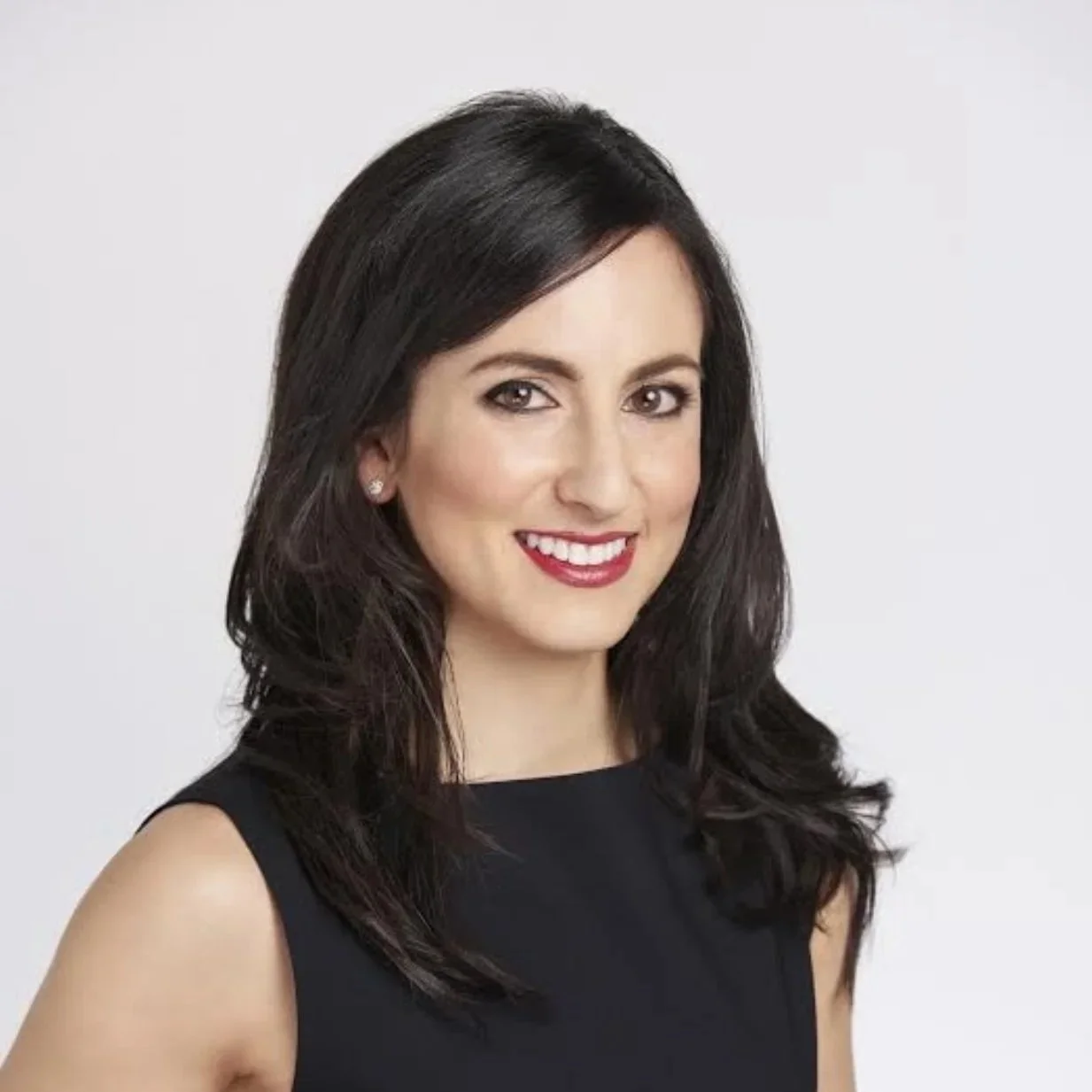  WHY CHOOSE US  Boutique &amp; comfortable street level studio   Personalized care focused on you   Direct dentist to patient communication  Local, female &amp; independent  Commitment to strive for excellence in outcome, results, and relationships  