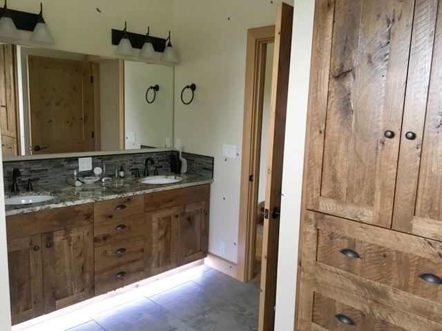 Rustic Bathroom Cabinets