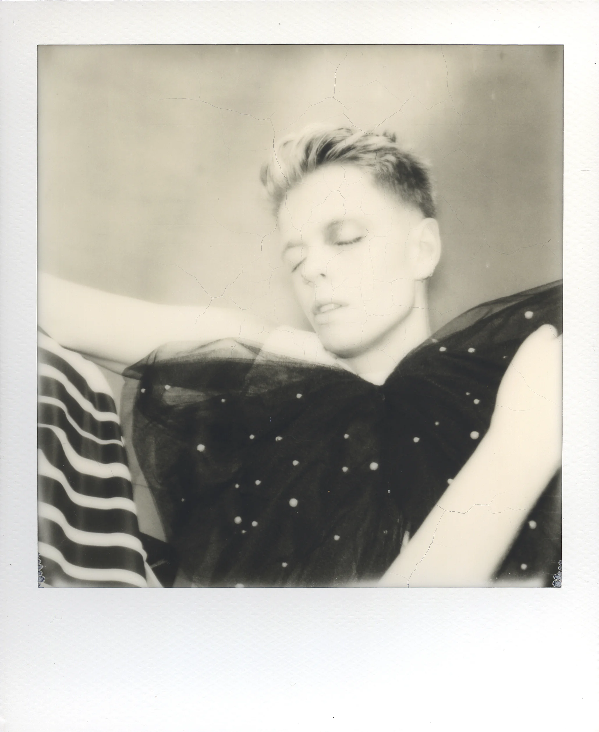 Denelle&TomEllis-JamieHannahPolaroids-053.jpg