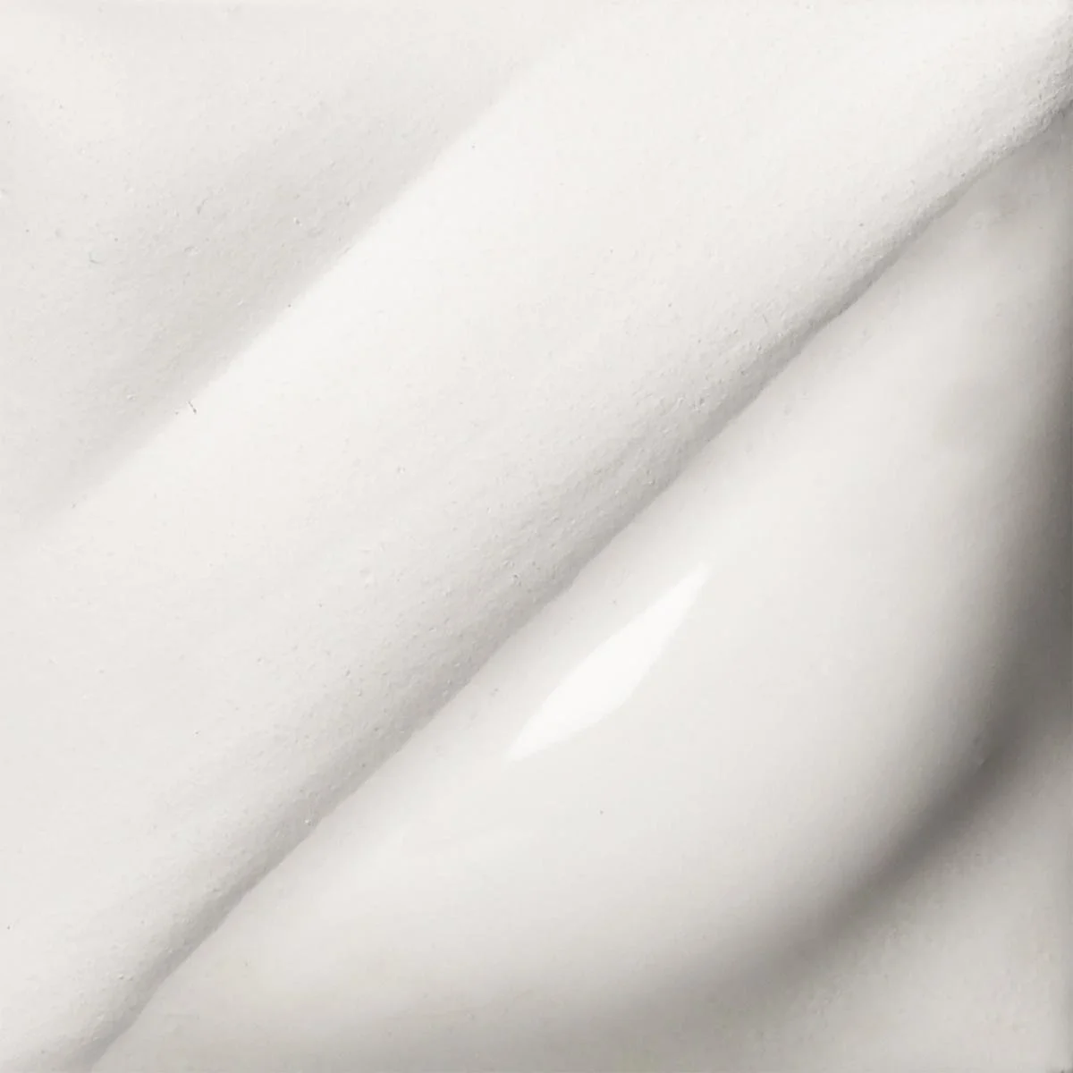 V-359 Ultra White Underglaze