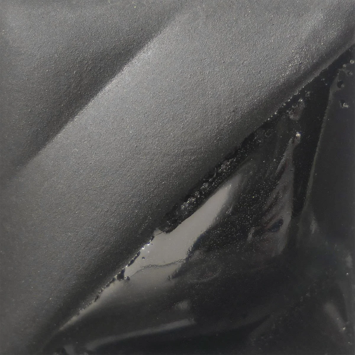 V-362 Ultra Black Underglaze