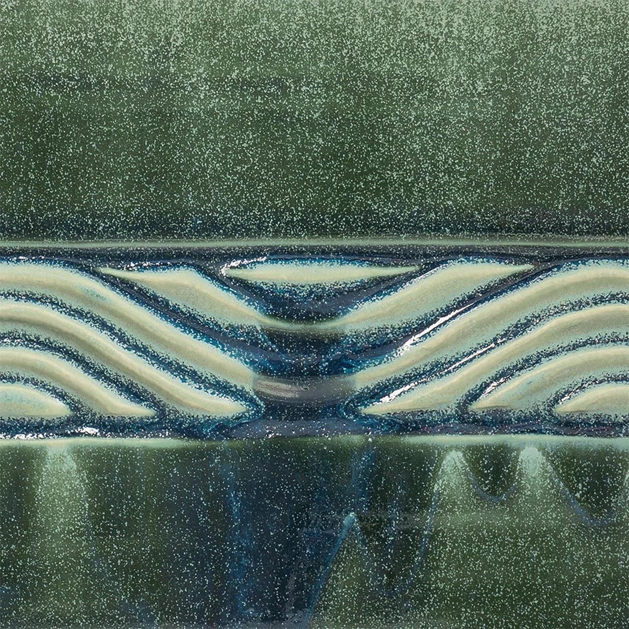 PC-13_Serpentine_Green_LabelTile_WEB__28641.jpg