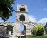 9ec79dc3fc7268c3956269227dc4e7ab Arles.jpg