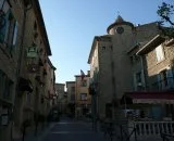 cc2d7e1426a85a99b5593dea61e8273fChateauneuf.jpg