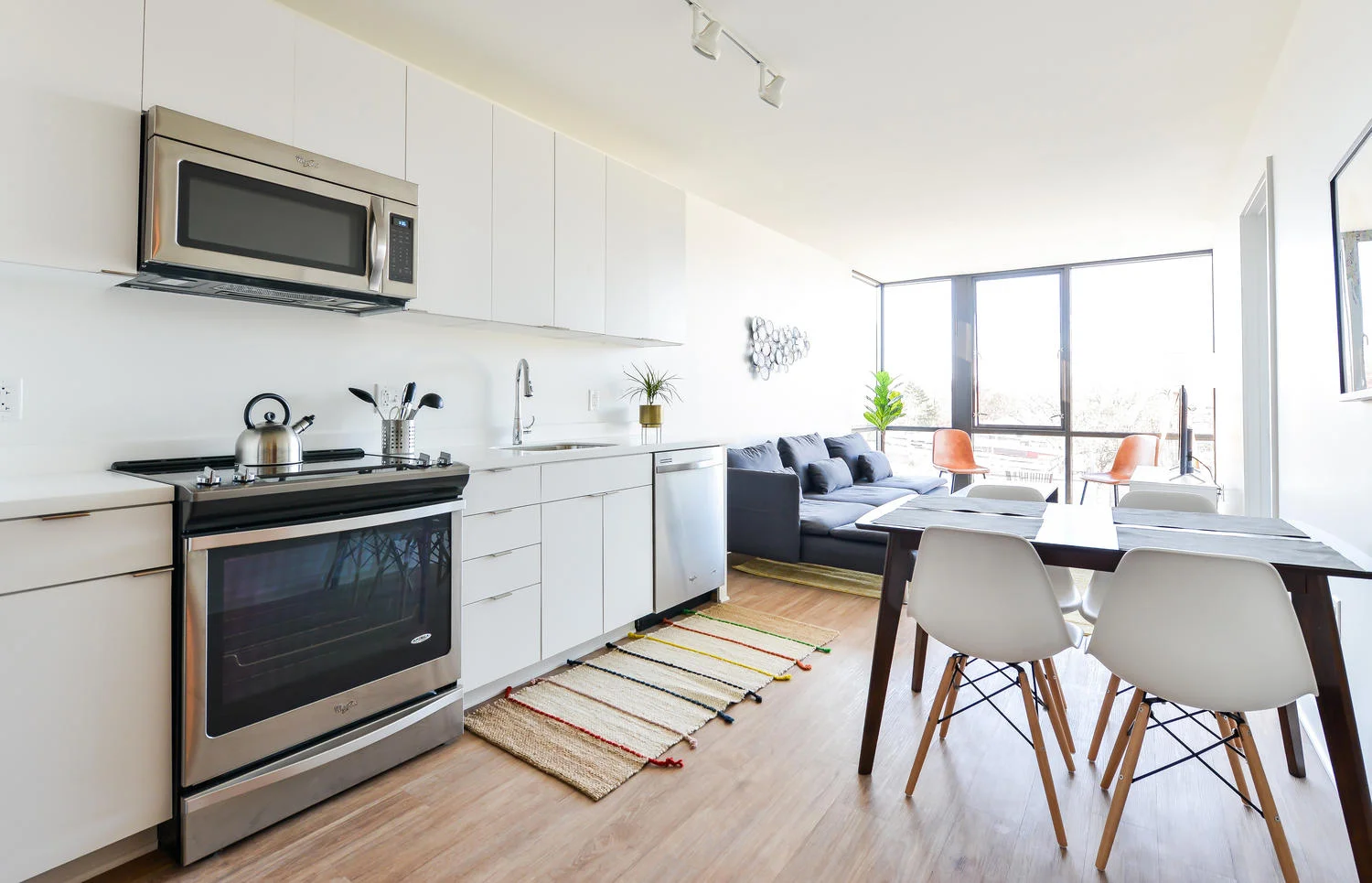 1326 Florida Ave NE Washington-large-053-60-DSC 1332-1500x966-72dpi.jpg