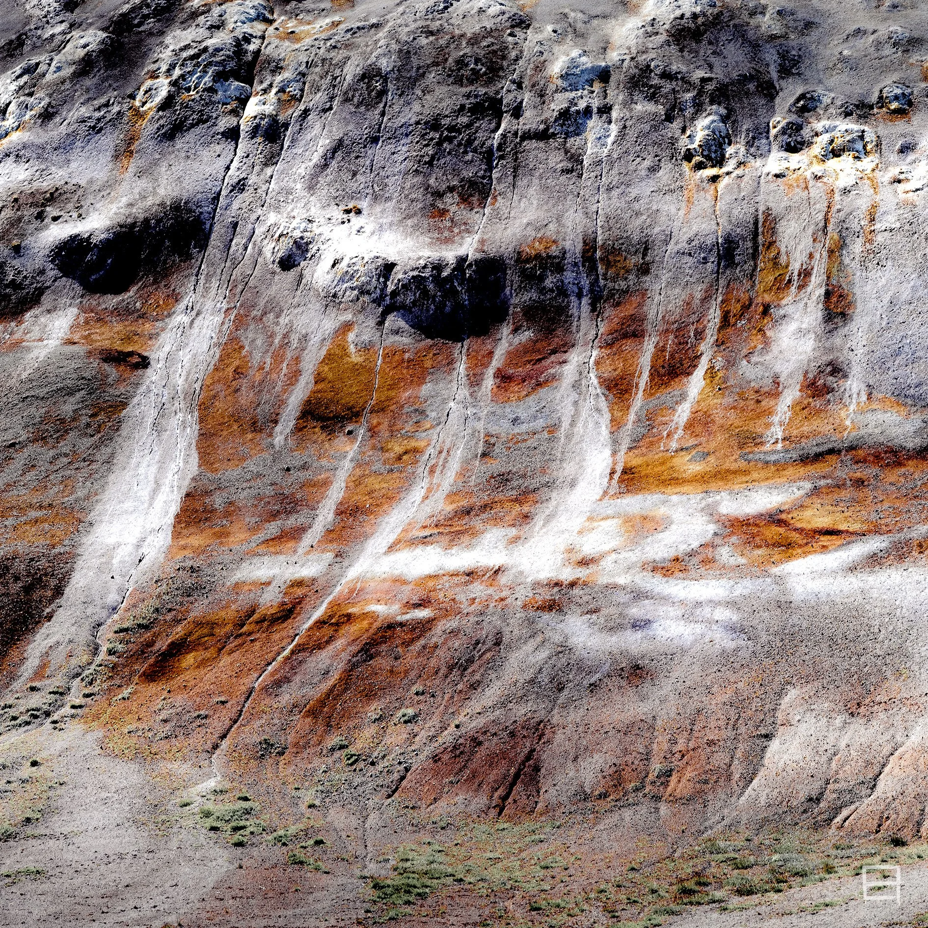 CR446 - Icelandic verticalities #170946