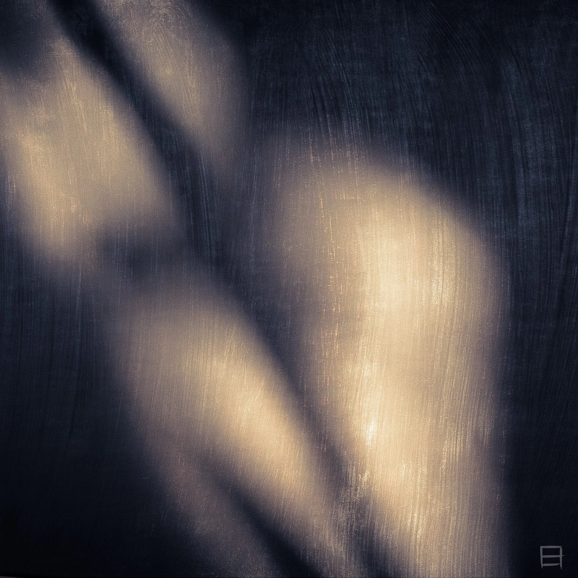 CR431 - Kissing