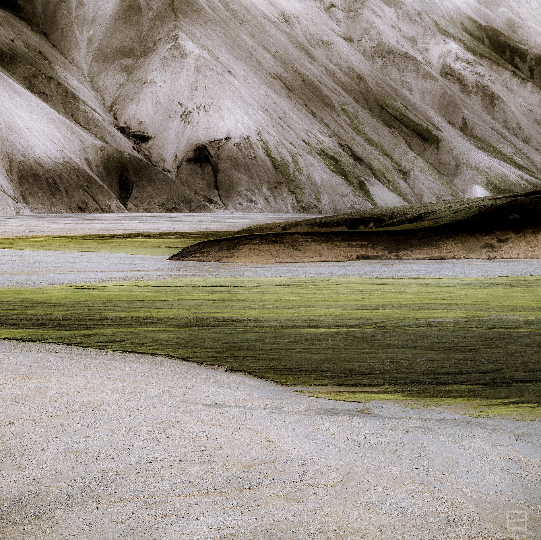 CR433 - The Earth #122126